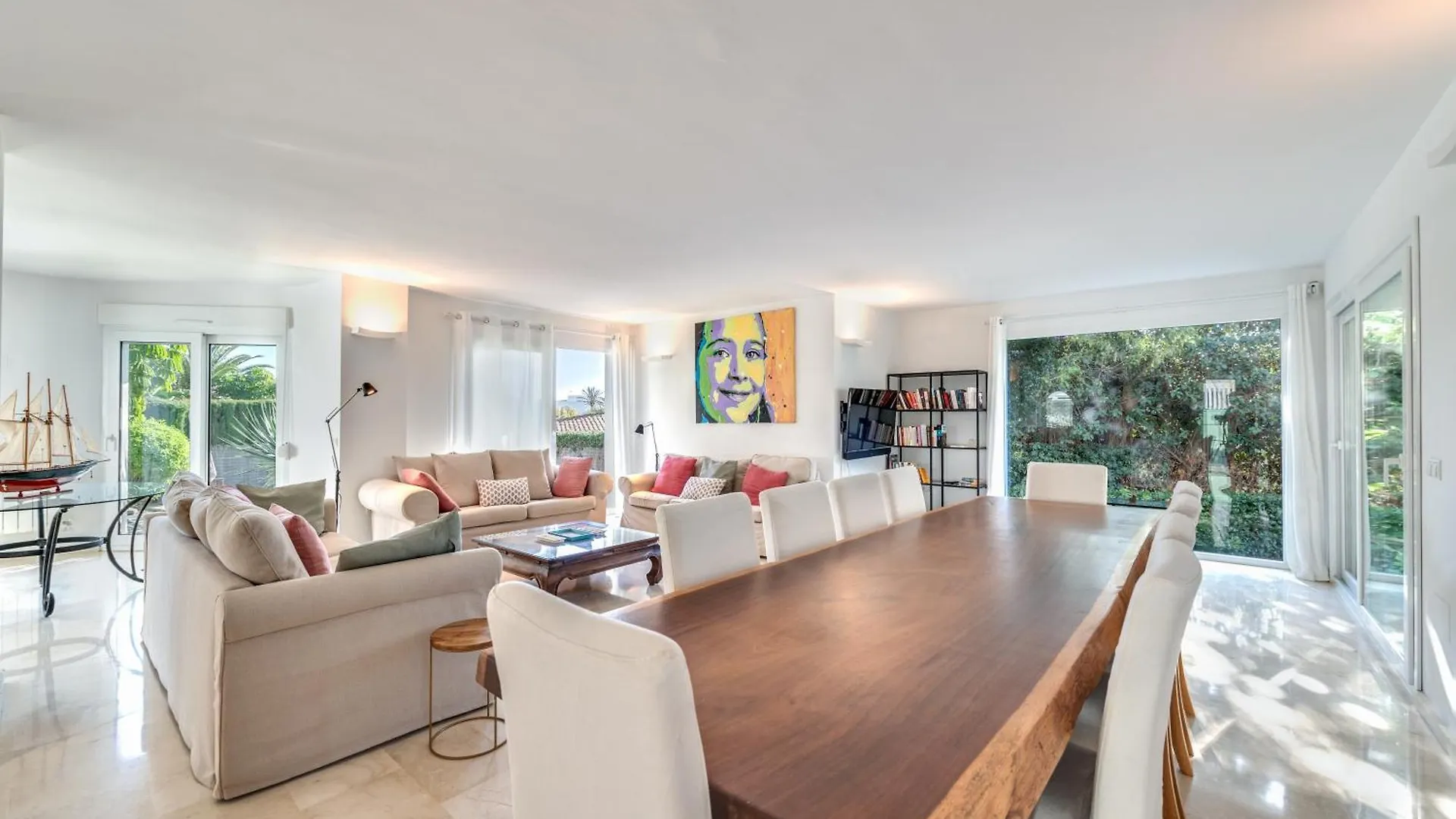 All About Villa Turquesa Marbella