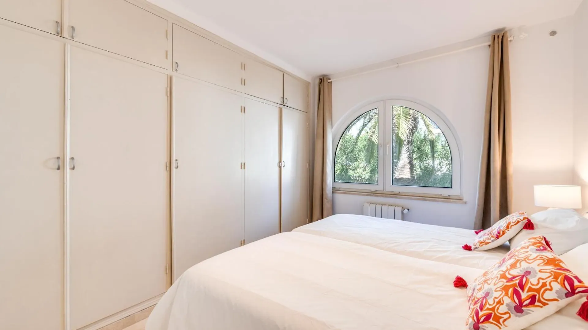 All About Villa Turquesa Marbella