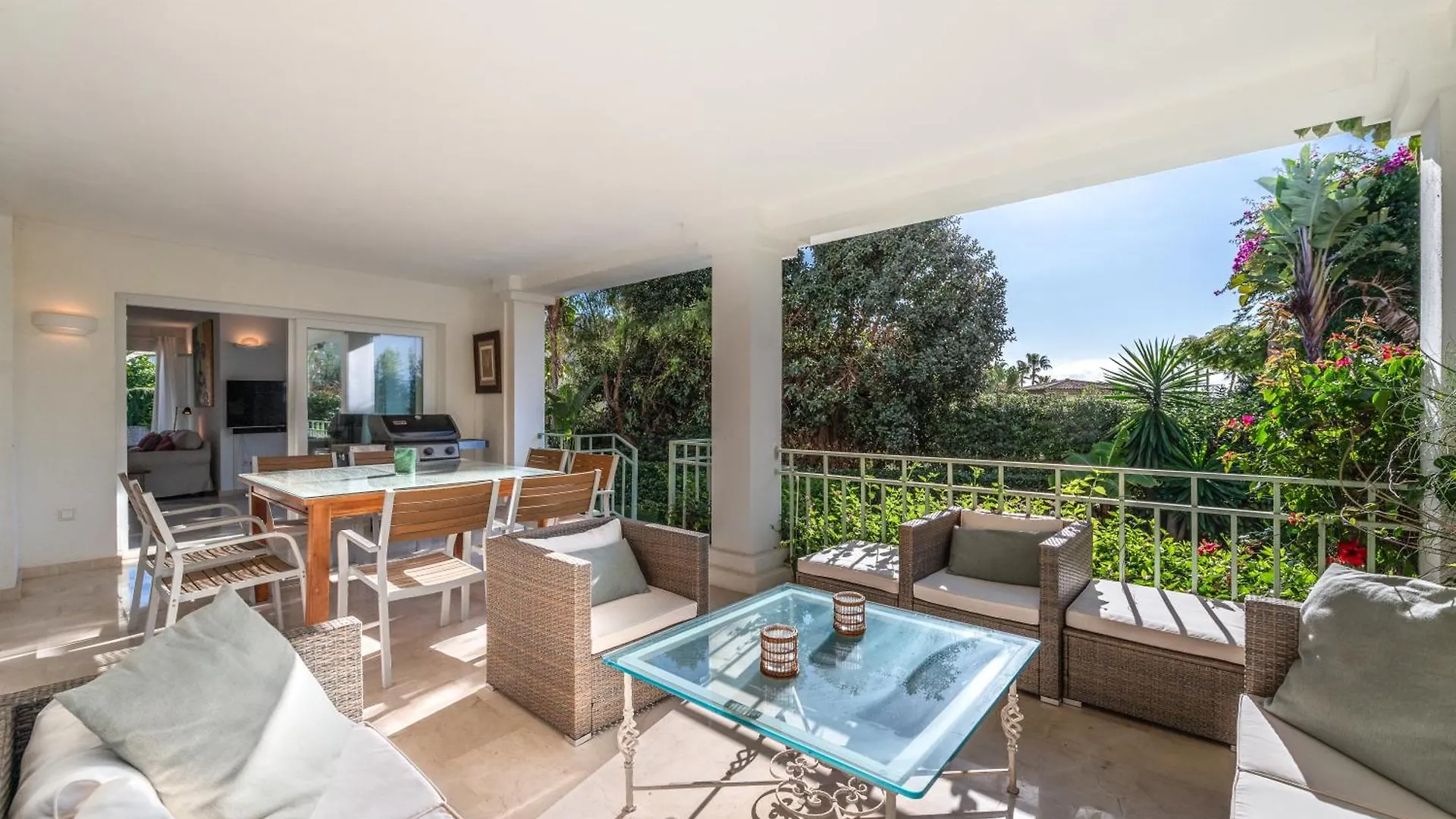 All About Villa Turquesa Marbella